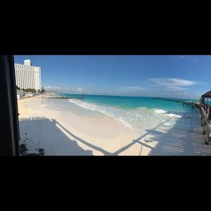 Meet your Posher, Bar